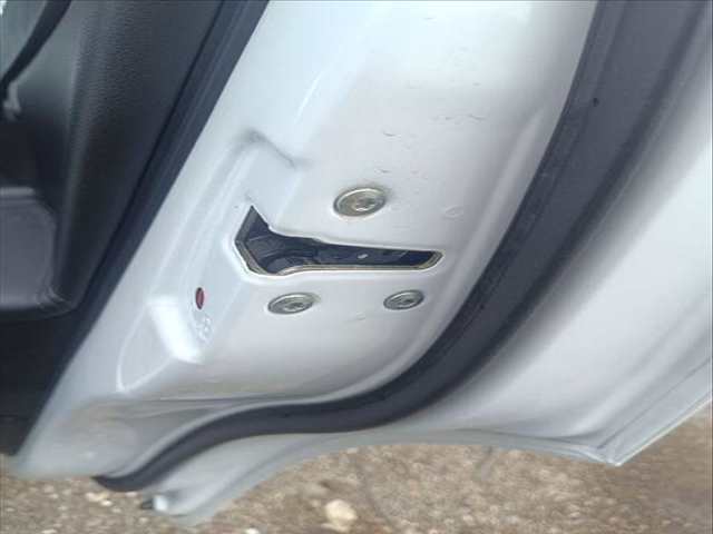 Cerradura Puerta Trasera Derecha Kia Sportage X-TECH 4X2 116CV 85KW