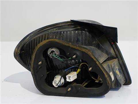 Foto 2ª: Piloto Trasero Derecho Hyundai Coupe 1.6 16V COUPE 116CV 85KW [G4GR] (2000)