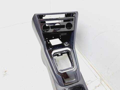 Foto 4ª: Consola Central Volkswagen T-Roc 1.5 16V TSI ACT 150CV 110KW [DPCA] (2020)