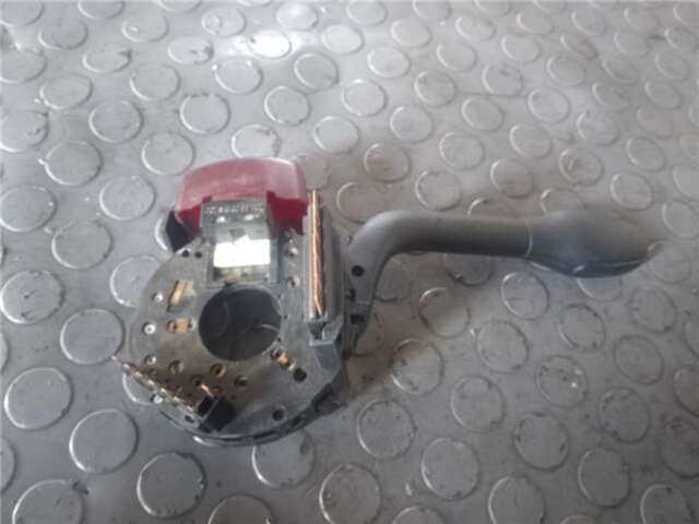 Foto 3ª: Mando Multifuncion Volkswagen Golf 1.9 S [1.9 LTR. - 55 KW TURBODIESEL CAT (AAZ)]
