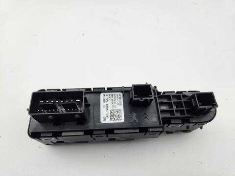 Foto 2ª: Botonera Elevalunas Opel Corsa GS LINE 100CV 74KW [HN05] (2021)