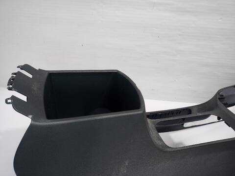 Foto 3ª: Consola Central Hyundai i30 ESSENCE 119CV (2018)