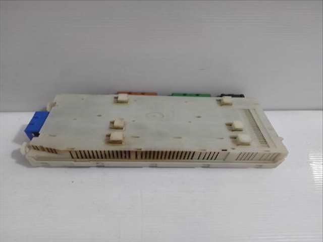 Foto 3ª: Caja Reles Fusibles Land Rover Freelander 2.2 TD4 4X4 160CV [224DT(DW12BTED4) DW12BTED4] (2006)