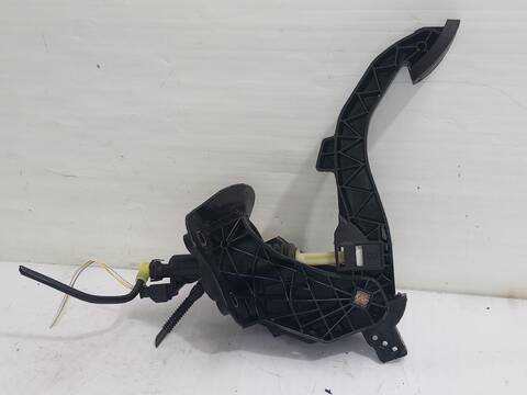 Foto 3ª: Pedal Embrague Peugeot 308 ACTIVE 110CV [HNZ / HNP] (2013)