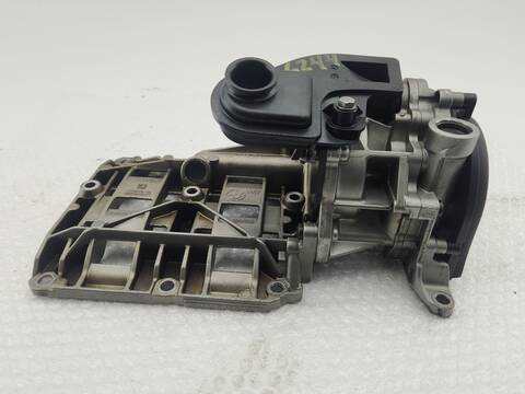 Foto 2ª: Bomba de Aceite Bmw Serie 1 114 118D BERLINA 143CV 105KW [N47D20C] (2008)