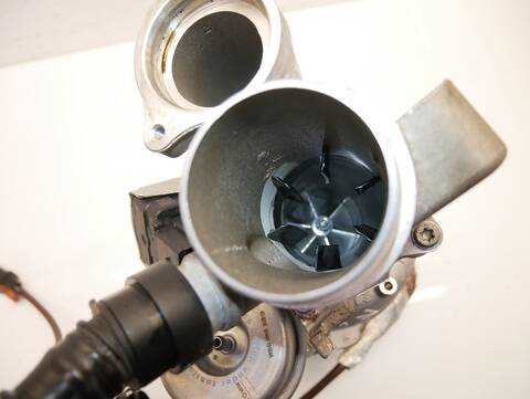 Foto 3ª: Turbocompresor Audi A6 4.0 V8 600 CV 441KW [DJPB]