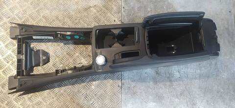 Foto 3ª: Consola Central Mercedes Clase C 160 C 220 CDI BLUEEFFICIENCY 204.002) 170CV 125KW [651911] (2012)