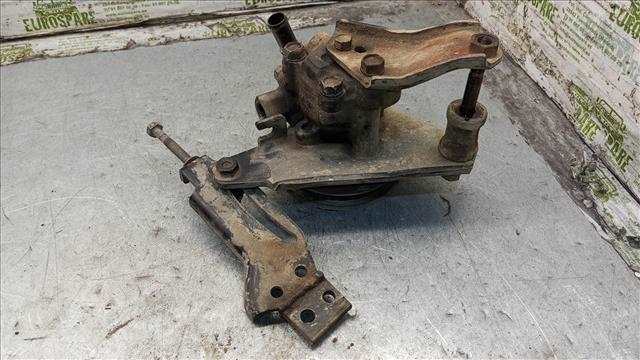 Foto 4ª: Bomba Servodireccion Nissan Patrol 2.8 TD Y60 5P [RD28T] (1989)