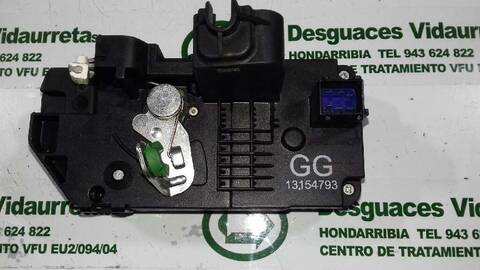 Foto 2ª: Cerradura Puerta Trasera Izquierda Opel Meriva 1.7 16V CDTI 100CV 74KW [Z17DTH] (2006)