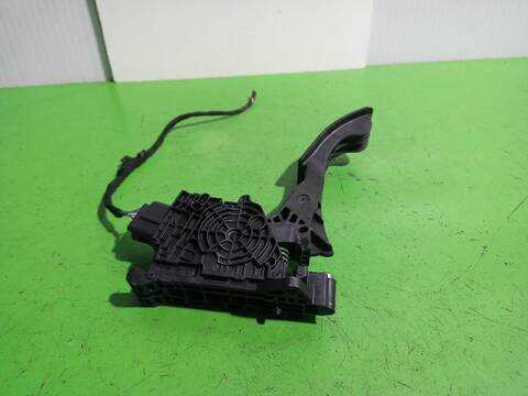 Foto 3ª: Pedal Acelerador Volkswagen T-Cross ADVANCE 95CV [DKLA  DUSB  CHZL  DL] (2016)