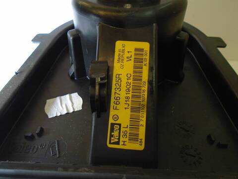 Foto 3ª: Calefacción Audi A3 1.6 AMBIENTE 102CV 75KW [BFQ] (2003)