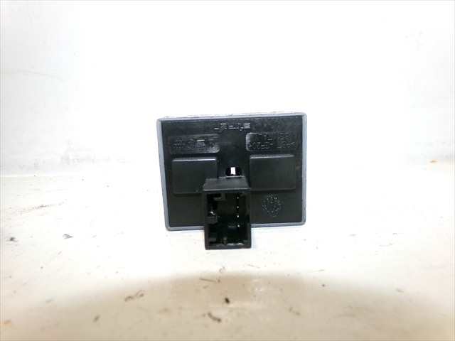 Foto 2ª: Botonera Elevalunas Seat Ibiza 1.9 TDI MODELO 6L, 2002-2008 [ATD] (2005)