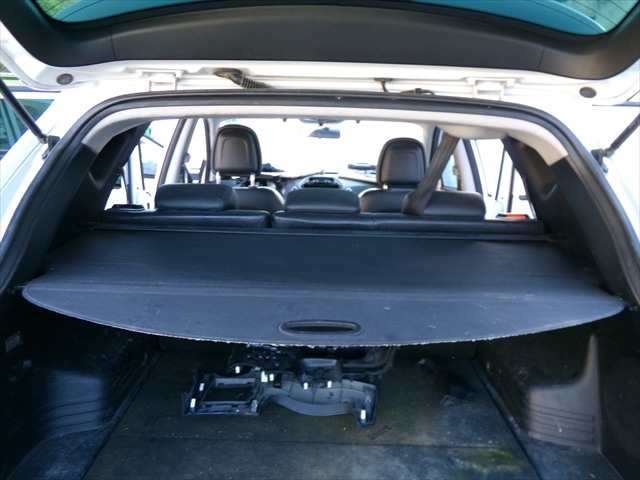 Foto 2ª: Bandeja Trasera Hyundai ix35 2.0 CRDI 2009-2015 [D4HA] (2010)