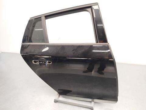 Puerta Trasera Derecha Volvo V60 D3 136CV 100KW