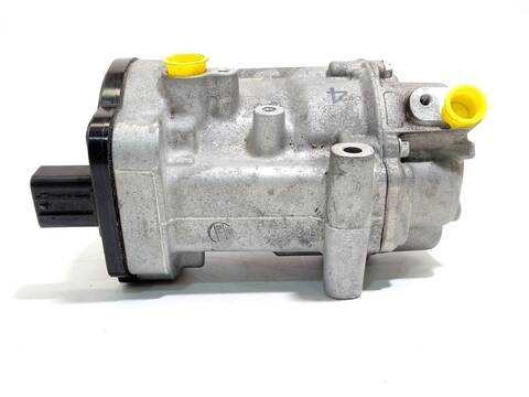 Foto 4ª: Compresor Aire Acondicionado Toyota Corolla 1.8 HYBRID ZWE211) 98CV 72KW [2ZRFXE] (2023)