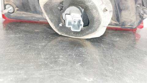 Foto 3ª: Piloto Portón Derecho Subaru Outback EXECUTIVE PLUS 150CV 110KW [EE20] (2015)