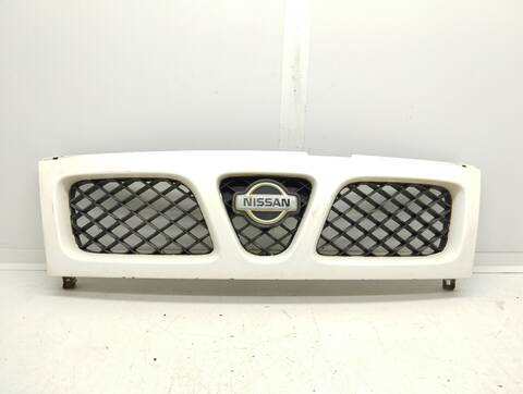 Rejilla Delantera Nissan Terrano AVENUE 125CV 92KW