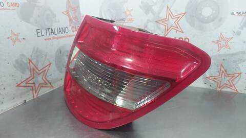 Foto 4ª: Piloto Trasero Derecho Mercedes Clase C 160 220 T CDI 204.208) 170CV 125KW FAMILIAR [OM646811] (2008)