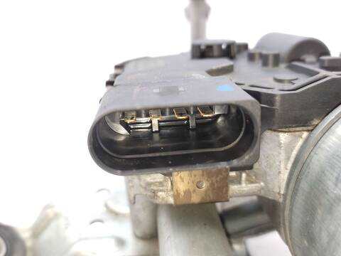 Foto 3ª: Motor Limpia Delantero Skoda Yeti 1.2 TSI 110CV 81KW [CYVB] (2017)