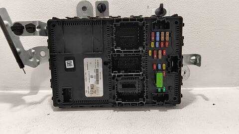 Caja Reles Fusibles Ford Fiesta TREND 1 TDCI CAT 86CV
