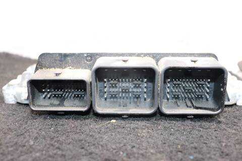 Foto 2ª: Centralita Motor ECU Ford Focus TREND 116CV 85KW (2010)