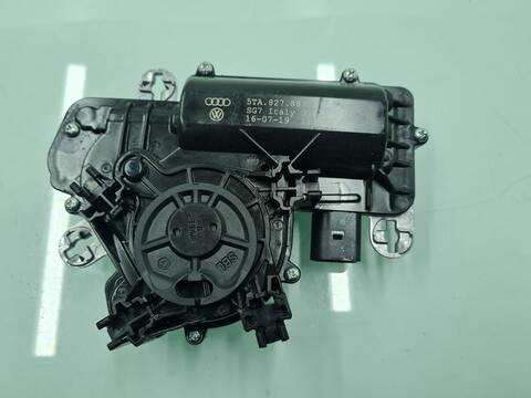 Foto 2ª: Cierre Centralizado Portón Volkswagen Touran ADVANCE BMT 150CV 110KW [DFGA] (2019)