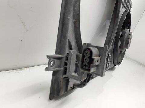 Foto 3ª: Electroventilador Volkswagen Golf 1.4 16V BERLINA 75CV 55KW [AXP] (1997)