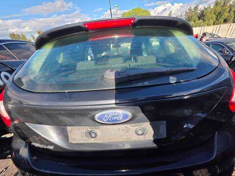 Portón Ford Focus AMBIENTE 105CV 77KW