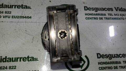 Foto 3ª: Mando Luces Volkswagen Polo 1.4 TDI 80CV 59KW [BWB] (2007)