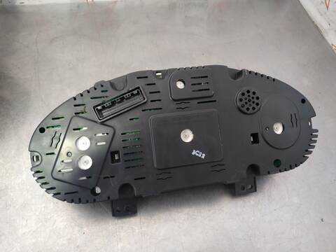 Foto 3ª: Cuadro de Instrumentos Kia Sportage EMOTION 4X2 116CV 85KW [D4FD] (2013)