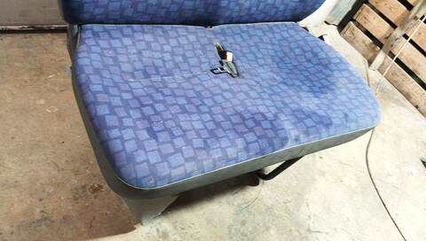 Foto 3ª: Asiento Delantero Derecho Iveco Daily 29 - L 12 CAJA CERRADA LARGO 116CV 85KW [F1AE0481] (2003)
