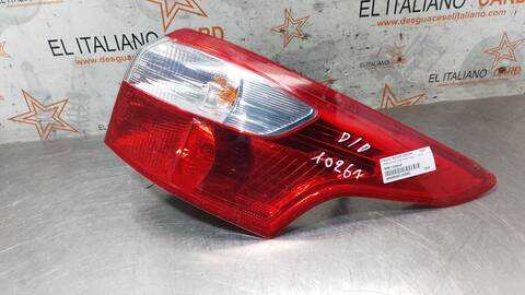 Piloto Trasero Derecho Ford Focus TREND 95CV 70KW