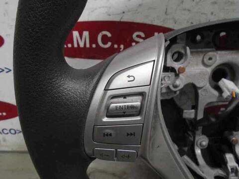 Foto 4ª: Volante Nissan Qashqai 360 116CV 85KW [HRA2] (2015)