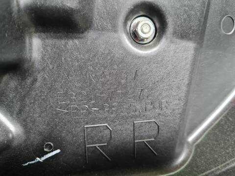 Foto 2ª: Elevalunas Manual Trasero Derecho Mazda CX7 2.2 CRTD ER) ACTIVE 173CV 127KW [R2] (2010)