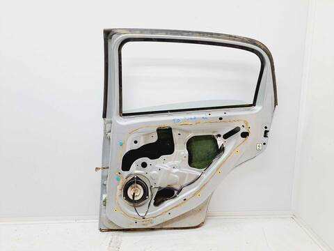 Foto 2ª: Puerta Trasera Derecha Fiat Grande Punto 75CV 55KW (2007)