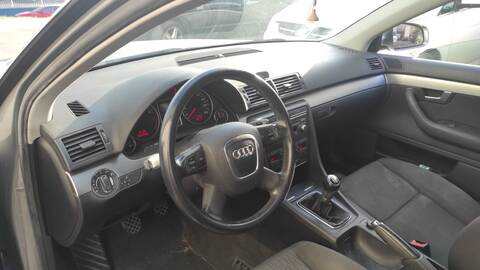 Salpicadero Audi A4 ALT BERLINA