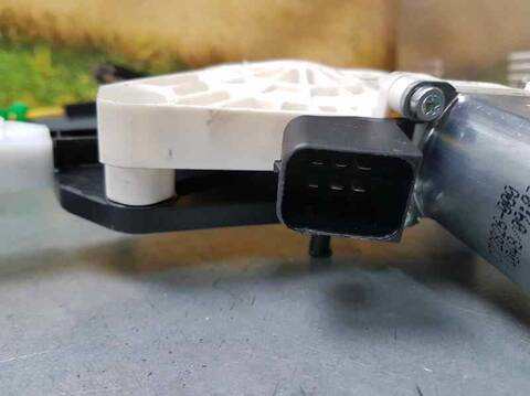 Foto 2ª: Elevalunas Eléctrico Delantero Izquierdo Mercedes Clase C 160 C 220 D 205.304) COUPE 170CV 125KW [651921] (2018)