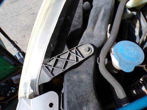 Foto 3ª: Faro Derecho Nissan Qashqai MR20 (2007)