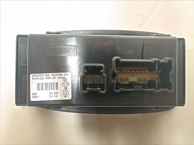 Foto 2ª: Botonera Elevalunas Renault Kadjar 1.6 DCI [R9ME4] (2015)