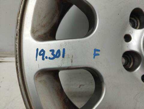 Foto 2ª: LLanta Chapa Bmw Serie 7 720 326CV 240KW (2000)