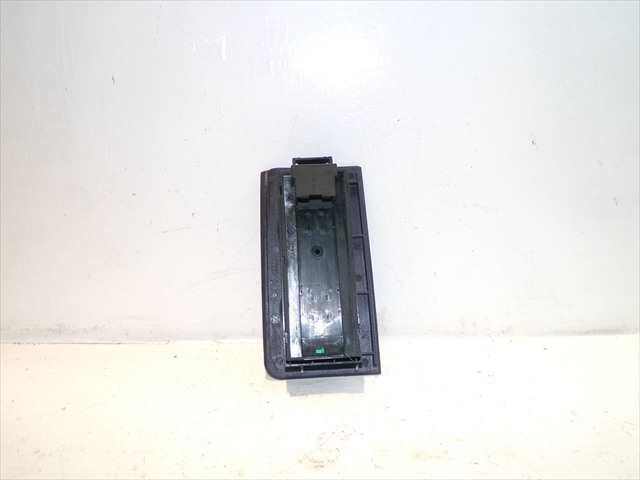 Foto 2ª: Botonera Elevalunas Audi A6 2.5 TDI 1997-2005 [AKE] (2001)