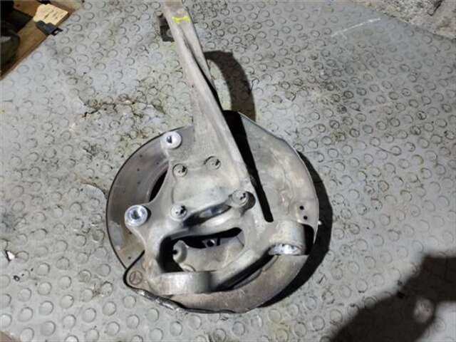 Mangueta Delantera Izquierda Mercedes Clase C 160 2.1 C 220 D (205.304) [2.1 LTR. - 125 KW CDI CAT]