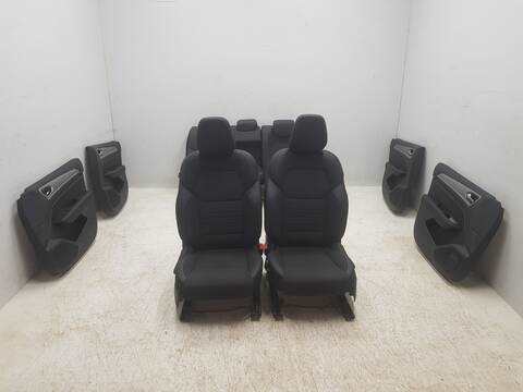 Juego Asientos Completos Renault Arkana TECHNO
