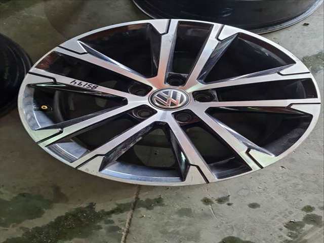 LLanta Chapa Volkswagen Golf 1.6 TDI 105CV 77KW