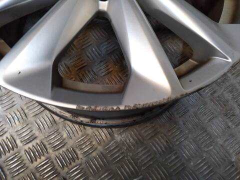 Foto 3ª: Juego LLantas Nissan Qashqai ACENTA 116CV 85KW [HRA2DDT] (2015)