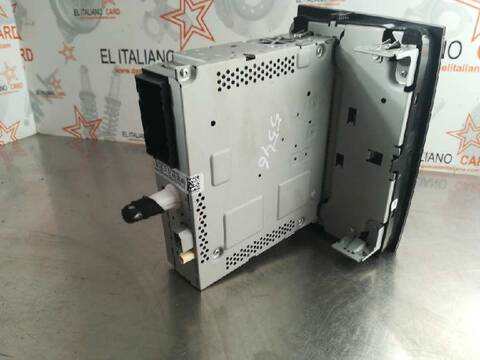 Foto 2ª: Sistema Audio Radio CD Fiat Doblo EASY 120CV 88KW [940C1000] (2016)