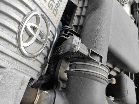 Foto 1ª: Caudalimetro Toyota Auris 2ZRFXE (2016)