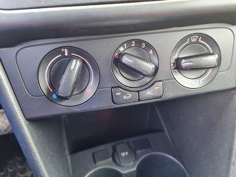 Mando Calefacción A. A. Volkswagen Polo ADVANCE 90CV 66KW