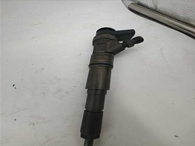 Foto 2ª: Inyectores Bmw Serie 3 315 2.0 320D [2.0 LTR. - 110 KW 16V DIESEL CAT] [204D4]