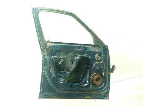 Foto 3ª: Puerta Delantera Izquierda Opel Zafira 1.6 CDTI 75) (2011)